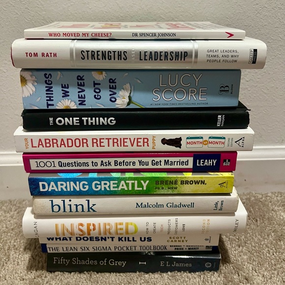 Random book assortment of 12 books! - Picture 1 of 1